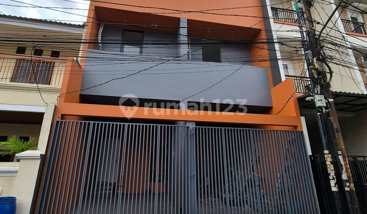 Rumah.baru Mewah Siap Huni Jalan Lebar 5 Menit Mall Central Park