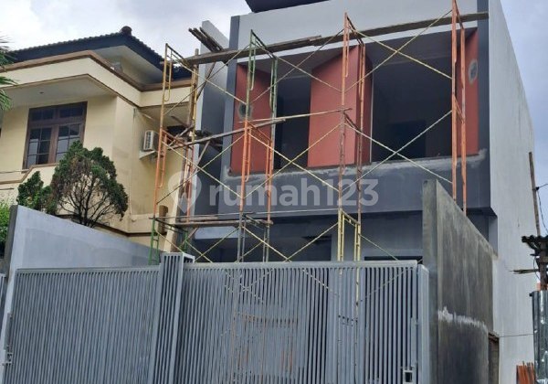Dijual Rumah Manyar Jaya Baru Gress Carport 2 Dijual Rumah Manyar Jaya Baru Gress Carport 2