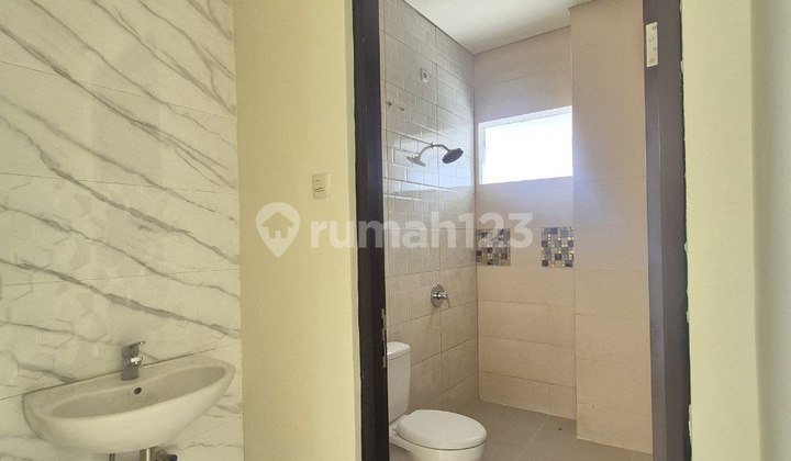 NEW HOUSE FRESH ROYAL RESIDENCE FULL FURNISHED NEAR CITRALAND, PAKUWON INDAH AND GRAHA FAMILY 2