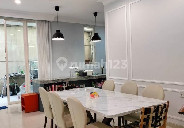 THE MANSION HOUSE, PAKUWON INDAH WEST SURABAYA 2