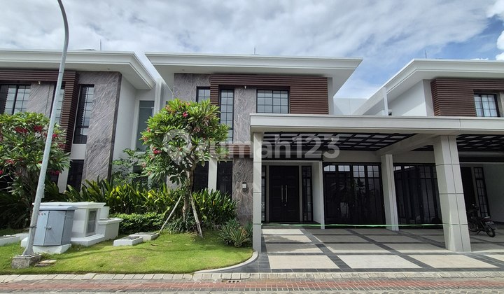 Rumah Aruba Villa Grand Island Pakuwon City 