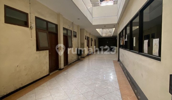 Rumah Kos 36 Kamar Dekat Uk Petra di Siwalankerto Surabaya