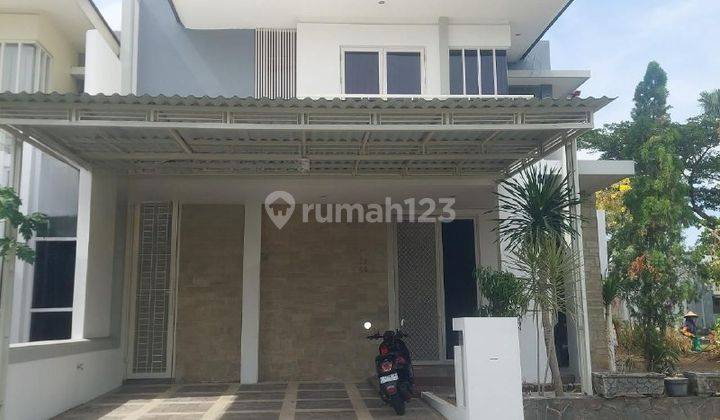  DISEWAKAN Rumah Hook Royal Residence Strategis 1