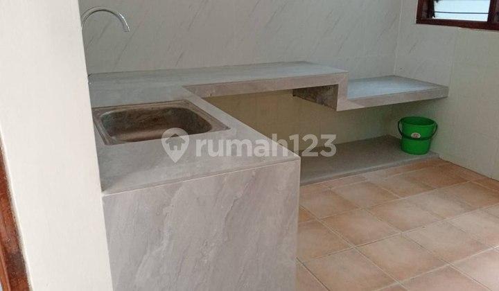 Sewa Rumah Graha Family Blok D                                                                                                     2