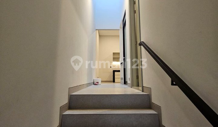 Dijual Rumah Pakuwon Indah  Cluster Imperial Golf 2