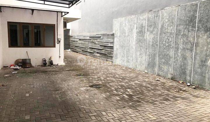 Disewakan Rumah usaha Jl.Ambengan  STRATEGIS, TENGAH KOTA 2