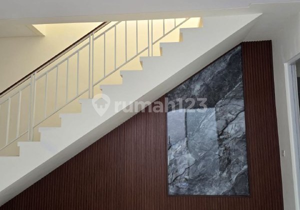 Royal Residence Cluster Canal Park Depan Danaum  2