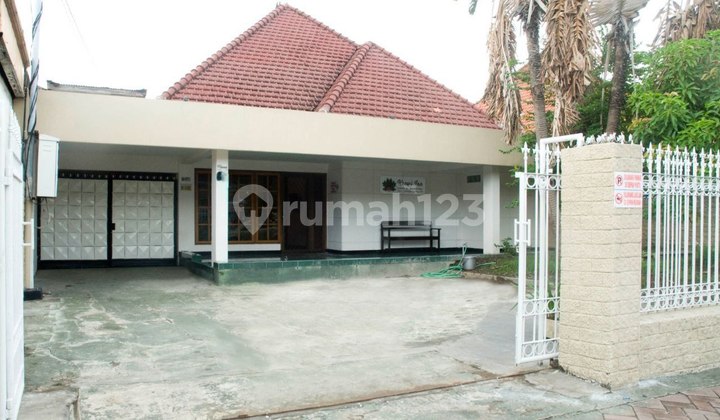 Disewakan Rumah Usaha pusat Kota Surabaya di jalan Ciliwung