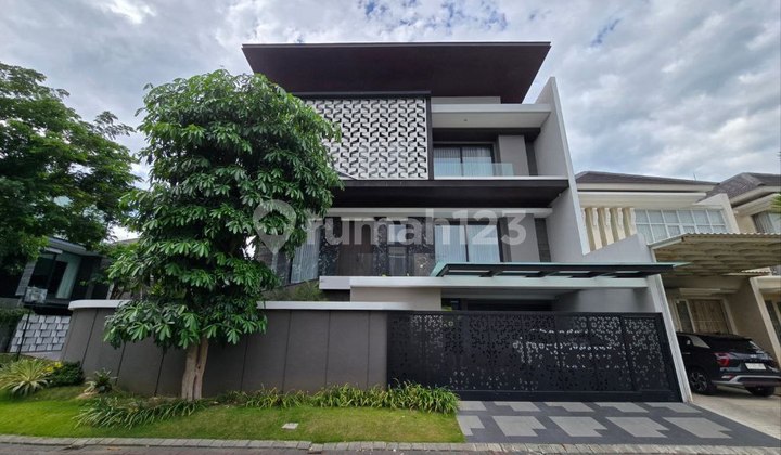 Rumah Imperial Beach Pakuwon City  MINIMALIS SIAP HUNI FURNISH