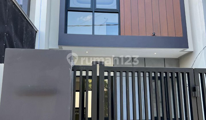 Rumah Manukan baru gress 2 jejer jual Rumah Manukan baru gress 2 jejer jual