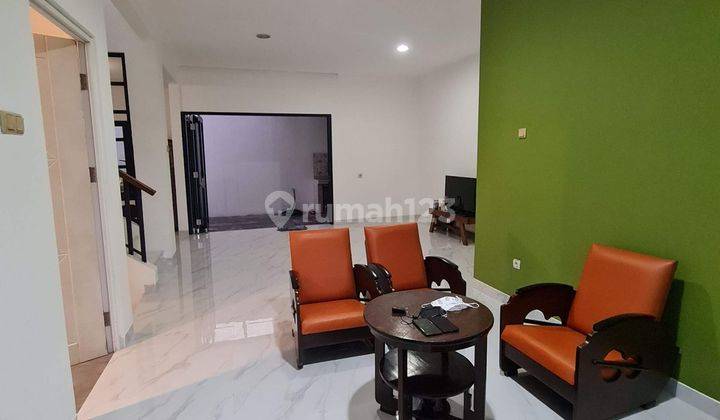 Rumah Bagus Siap Huni Semi Furnish Kota Wisata 2