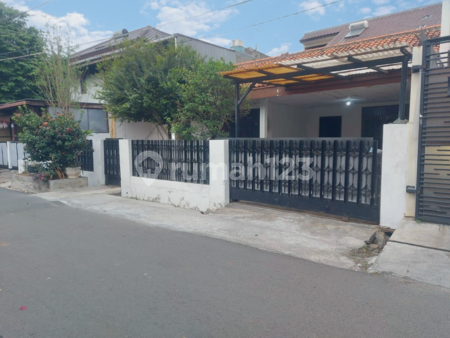 Old House in Cilandak Complex Land Count Negotiable Price 2