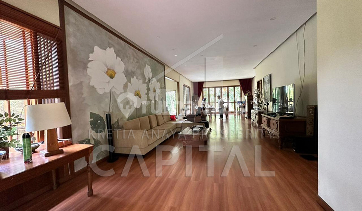 Rumah Megah di Sayap Ciumbuleuit Bandung 2