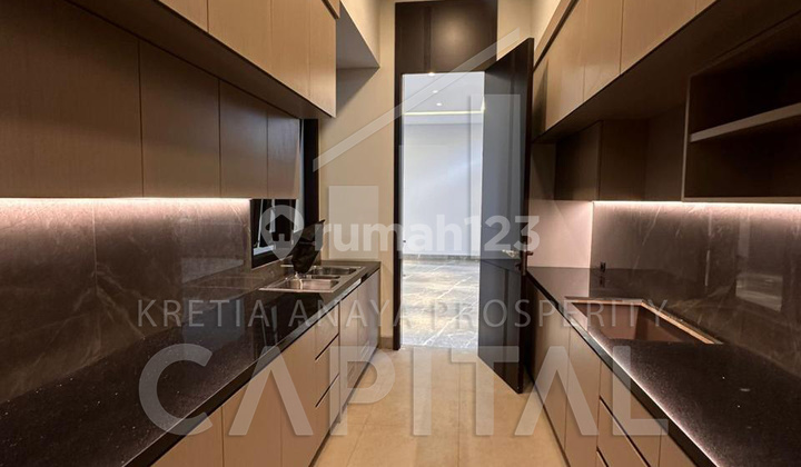 Luxury Home And Brand New At Setraduta 2