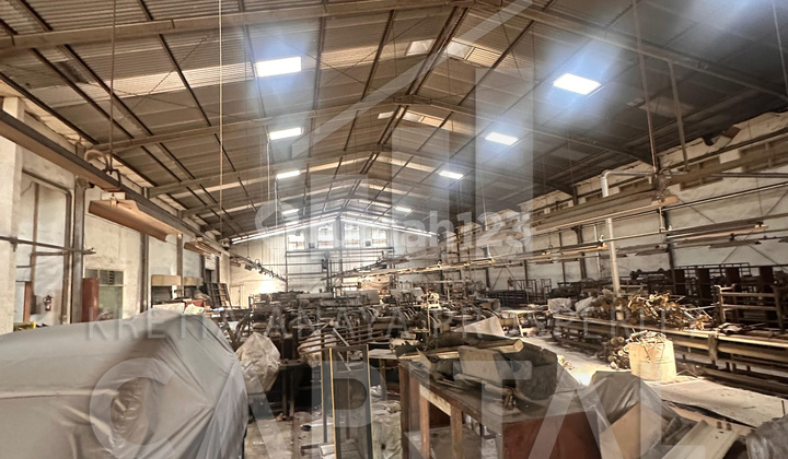 Tanah & Gudang Mainroad Cibeureum