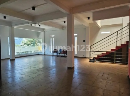 Office Building/Commercial Space for Rent in Cukang Kawung Cikutra