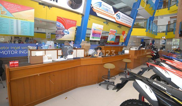 Dijual Gudang Showroom Di Daerah Ciateul Ibu Inggit Pusat Kota Bandung. Yuk Klik Iklan Ini Dulu 2