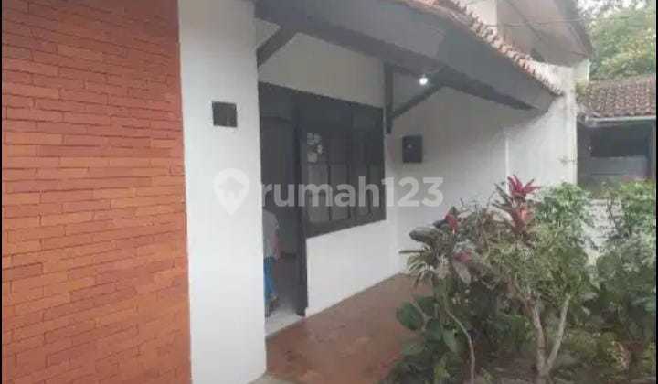 For Rent 1-Story House in Cisaranten Sayap Antapani