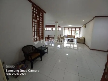 Disewakan Rumah Besar Di Daerah Elite Setrasari  2