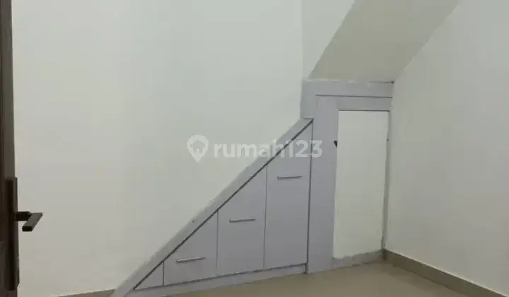 Disewakan Rumah Cantik Di Dalam Komplek Daerah Cijambe Ujungberung Bandung 1