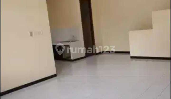 Disewakan Rumah 2 Lantai di Buahbatu Disewakan Rumah 2 Lantai di Buahbatu