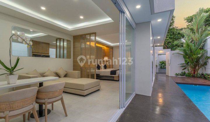 Kompleks Villa Baru di Seminyak, Badung 2