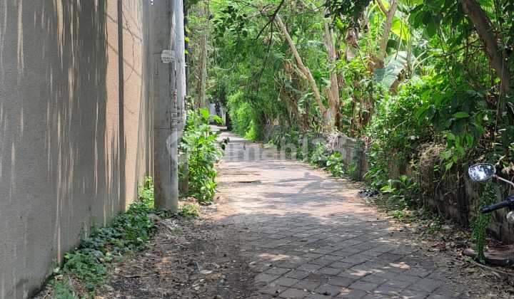 DIJUAL UNTUK DISEWA TANAH SELUAS 700-2700 METER PERSEGI UNTUK DISEWAKAN DI LOKASI UTAMA SEMINYAK - AF566