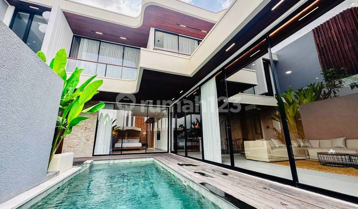 VILA KEMBAR YANG MENAKJUBKAN DENGAN 3 KAMAR TIDUR DI BUDUK 