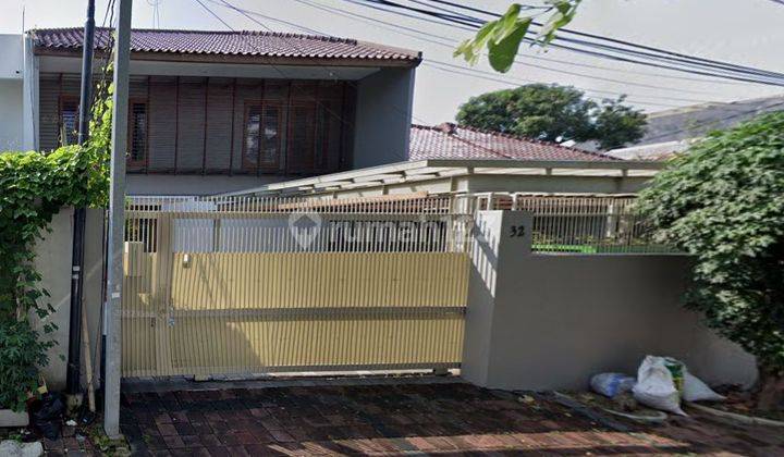 rumah 2 lantai disewakan di jl lombok menteng 1