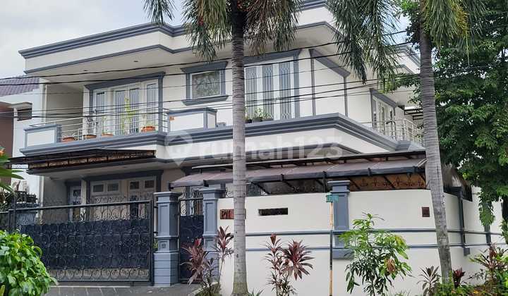 Price Drop on Pondok Indah Hook House for Quick Sale