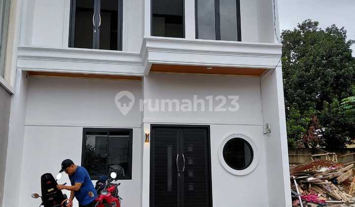 Rumah Modern Siap Huni di Cibubur