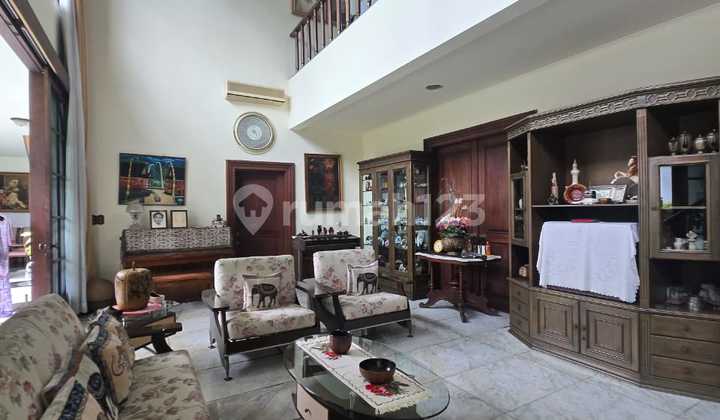 Prime Menteng Fengshui Ready-to-Occupy House