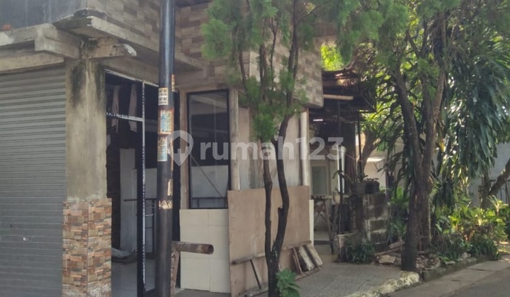 For Sale Old House, Land Area 250 M2, Jl Raya Astek, Lengkong, Serpong, Near Green View Apartment, Suitable for Building House, Boarding House, etc., Negotiable!!