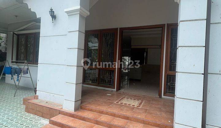 Rumah 1,25 lt Hoek di Pluit Sakti ada 4+1 kt 3 km halaman luas, cocok untuk rumah tinggal dan usaha online, nego yuk sampai deal!!  2