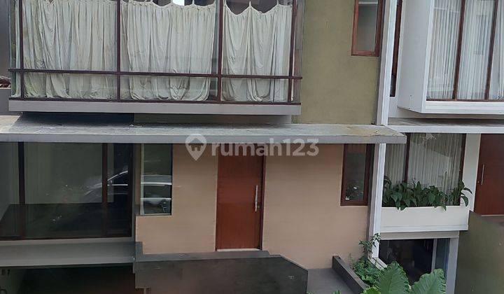 Rumah 3 lt di Ampera Kemang Bagus 9 x 18 m2 ada basement ada 1 bed, unfurnished 4+2 kt 4 km siap huni nego yuk sampai deal!!  1