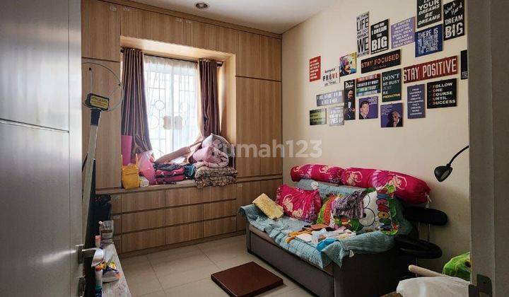 Rumah 2 lt 6 x 18 m2 di Green Lake City cluster A, Shm hadap Utara, ada 4+1 kt 3+1 km unfurnished nego yuk sampai deal!!  1