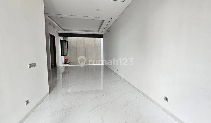 Rumah 3 lt di Permata Buana Puri termurah banget 8 x 17 m2, Shm hadap selatan lagi renovasi siap huni!! Limited edition nih!! Jgn ketinggalan lho, net price!  2