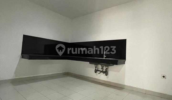 Disewakan Rumah 3 Lt di Pejaten Jaksel Lt 100 M2 Lb 250 M2 Ada 4+2 Kt 3+1 Km Semi Furniture Siap Huni, Min Sewa 2 Thn,Nego Yuk Sampai Deal 2