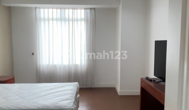 For Rent: Sahid Palace Apartments, 16th Floor, Type 3+1 Bedroom, Semi-Furnished, Move-In Ready. Minimum Lease 1 Year. Let's Survey!! 2