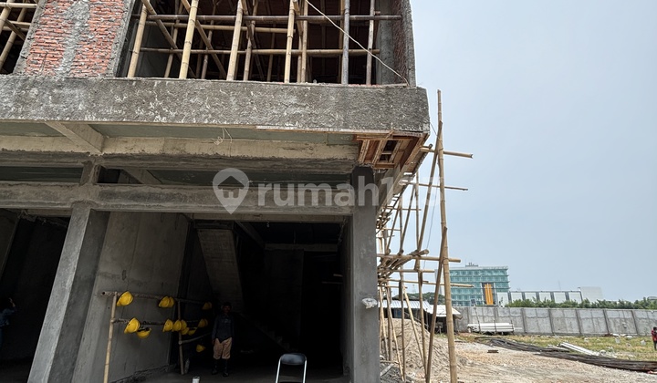 For Sale New 3.5-Story Shophouse Attached to PIK in Vikamas with SHM. Unfurnished, Suitable for Business & Residential Use. Bank. Office. Mini Market. Come Survey!! 2