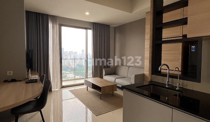 Dijual Apartemen Sudirman Hill Lt 29 Type 2 Br Full Furniture Luas 67 M2 Siap Huni!! Dp 10 Persen Siap Huni, Lgs Cicilan Kpr Bank, Survei Yuk!! Nego!  1