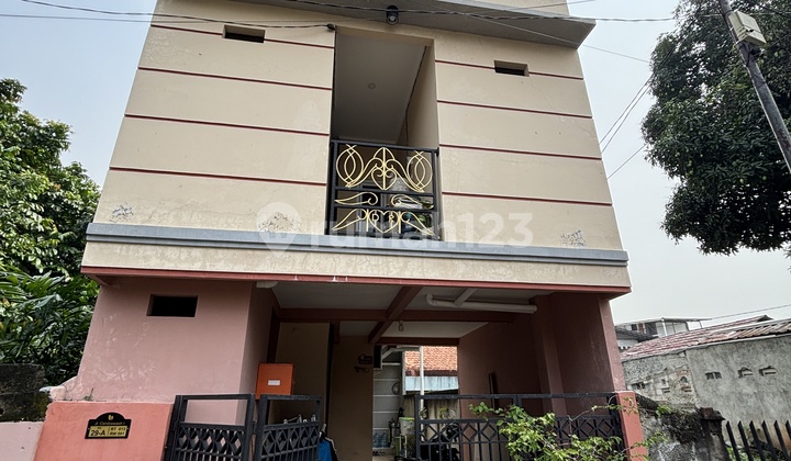 Dijual Rumah 2 Lt 4.5 X 32 M2 Di Cendrawasih Dekat Arteri Pondok Indah Cocok Utk Rumah Kos Kos Yg Aktif 6 Siap Huni!! Nego@yuk!!