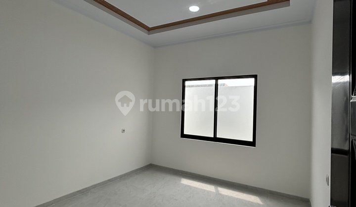 Dijual Rumah Baru 3 Lt 3,5 X 19,2 M2 di Tanjung Duren Barat SHM Hadap Utara Ada 3 Kt 3 Km Semi Furnished. Promo Desember 2025 Dapat Bonus Furniture + Elektronik Senilai 120 Juta ! 2