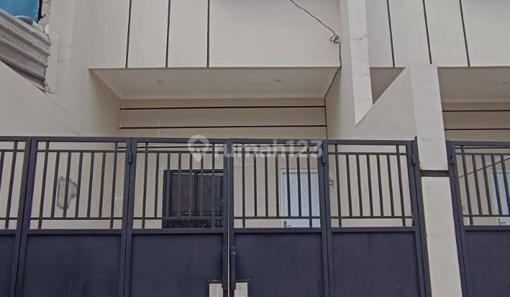 Dijual Rumah 3 Lt 4,3 X 12 M2 Di Latumenten Jakbar Ada 2 Kt 3 Km Unfurnished Shm Hadap Barat Carport 1 Mobil, Survey Yuk, Nego Yuk!!  1
