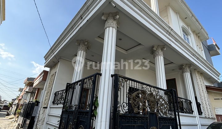 Dijual Rumah Hoek 2 LT 9 X 13 M2 di Poris Indah SHM Hadap Tenggara & Barat Daya, Full Furnished Ada 3+1 KT 3+1 KM, Siap Huni, Survey Yuk!! Nego!