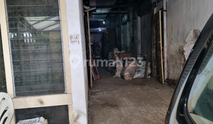 Wonorejo 2 House Near Tunjungan Plaza, Kedungsari, and Kedungdoro 2