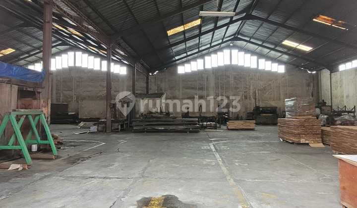 Gudang Sruni Kebonanom Gedangan Sidoarjo Luas Tanah 5800 Meter Persegi