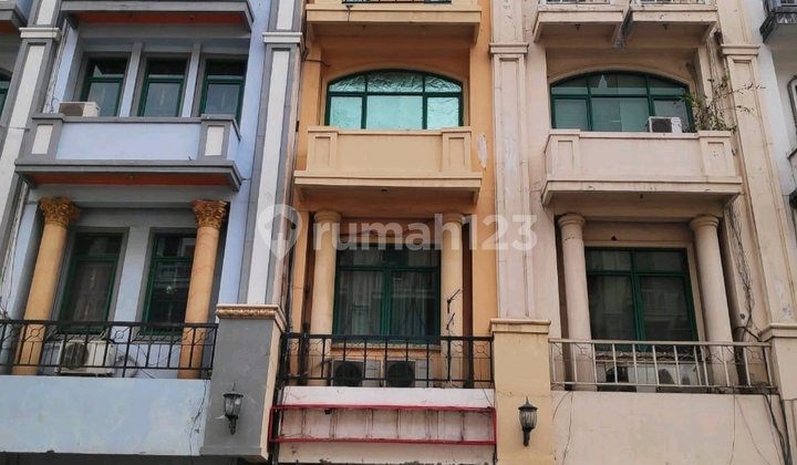 Ruko 4 Lantai Tengah Kota Surabaya Jalan Jaksa Agung Suprapto Ruko 4 Lantai Tengah Kota Surabaya Jalan Jaksa Agung Suprapto