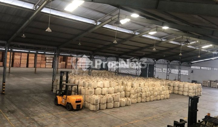 Gudang Lantai Cor Jalan Raya Kalianak Surabaya Barat Open Yard Paving