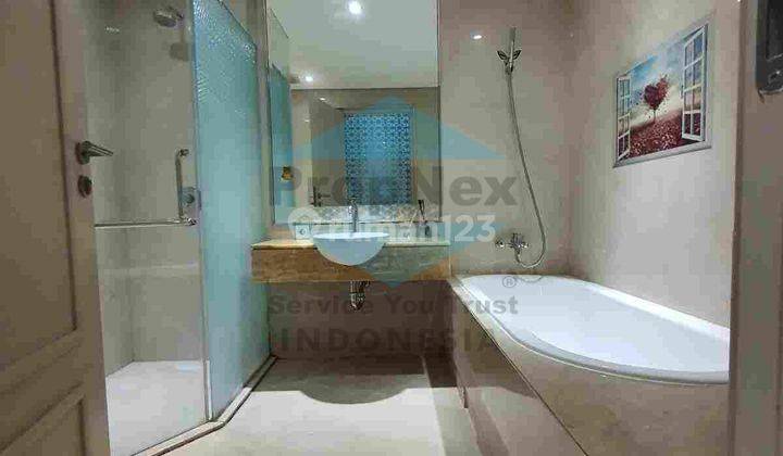 2BR The Peak Tunjungan Plaza 5 2